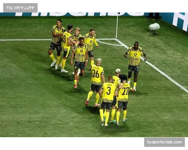 多特蒙德防守反击战术复盘 吉拉西支点作用凸显战术价值